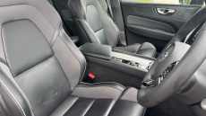 Volvo Xc60 2.0 B4P Plus Dark 5dr Geartronic Petrol Estate